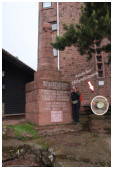 .. und da gibt es noch am Kalmitturm einen Vermessungspunkt auf einer H�he von 675,241 m.