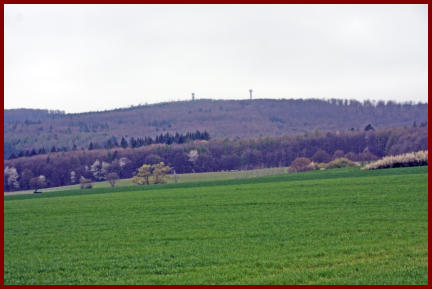 Blick auf den H�henzug des Kellerwaldes