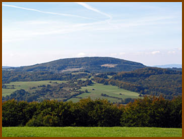 Blick auf den H�henzug des Kaufunger Waldes